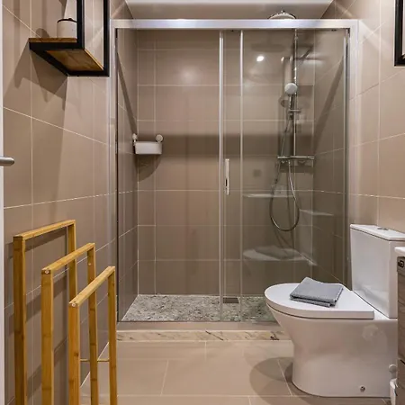 Amazing 3bdr Duplex In By Lovelystay * Lisboa