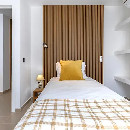 Amazing 3bdr Duplex In By Lovelystay Lejlighed *
