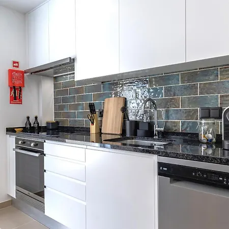 Amazing 3bdr Duplex In By Lovelystay *