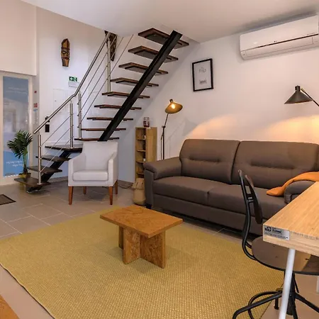 Amazing 3bdr Duplex In By Lovelystay