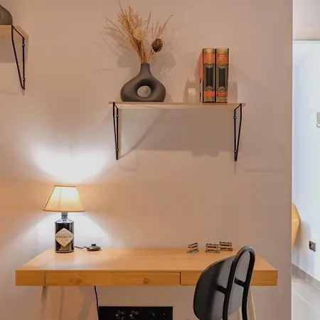 아파트 Amazing 3bdr Duplex In By Lovelystay 리스본